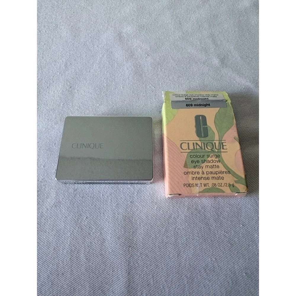 Clinique color surge moonlight black eyeshadow new‎ in box unused